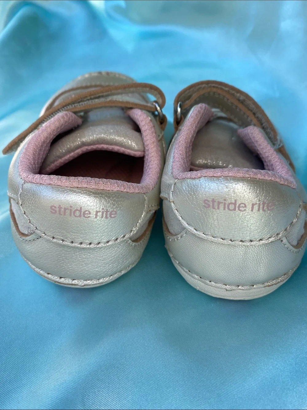Stride Rite Girls Silver Metallic and Pink Velcro Sneakers